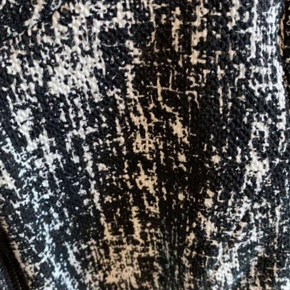 Vince Camuto Zip Up Jacket size Small! - Picture 5 of 8